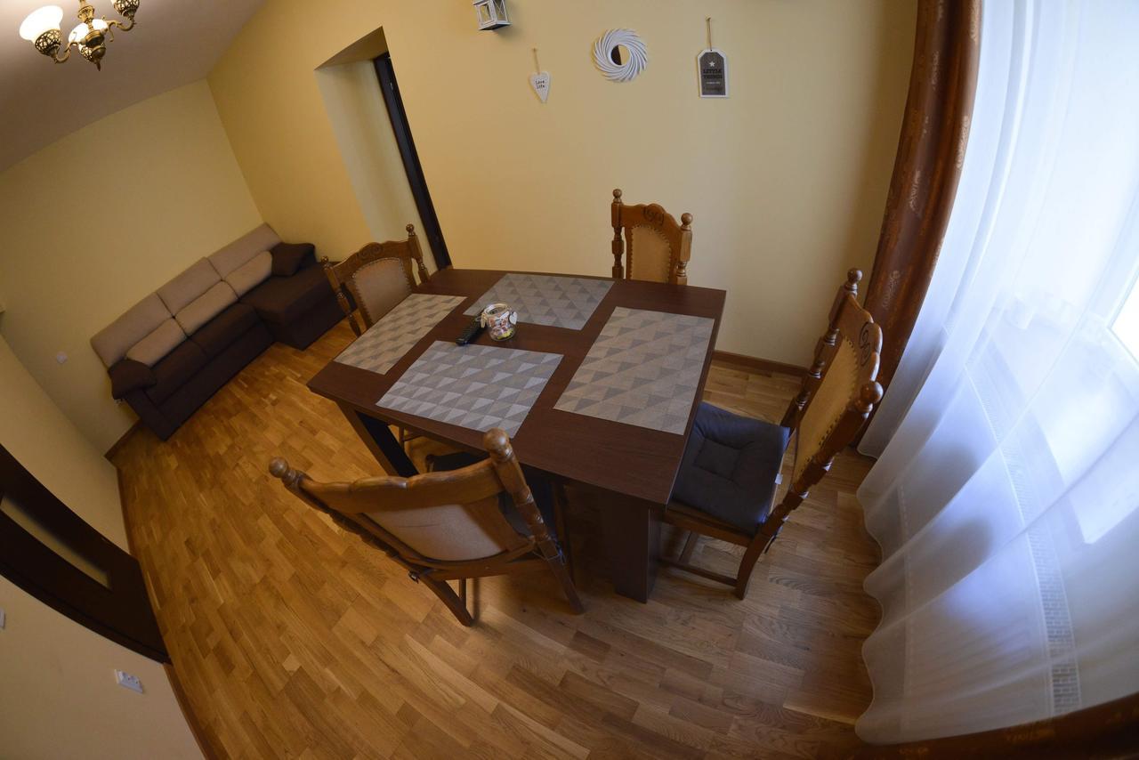 Apartment Luca Poarta Schei Брашов Екстериор снимка